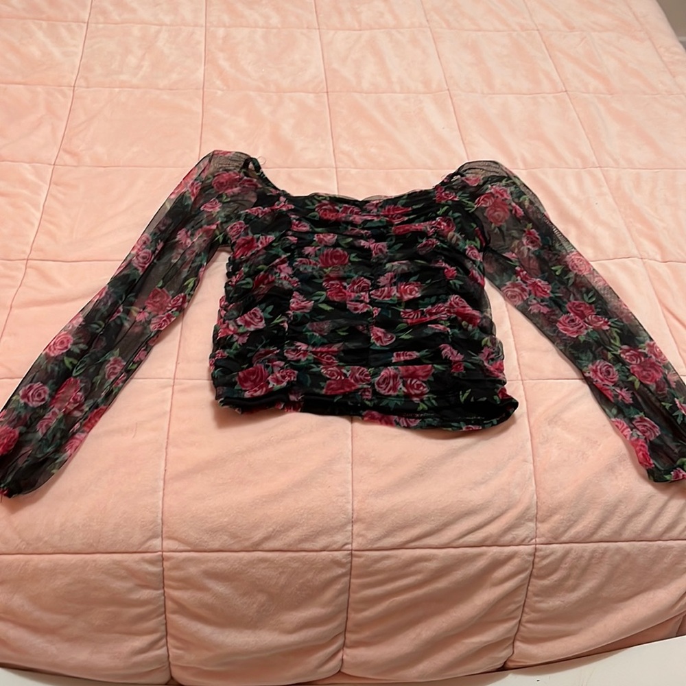 See through sleeve pink roses